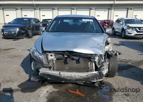2010 Honda Accord Lx z USA, uszkodzony, nr VIN 1HGCP2F38AA076309